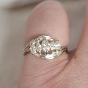 VINTAGE HAN STERLING SILVER 5CZ STONE COCKTAIL RING SZ 6.75  2.5 G Thailand